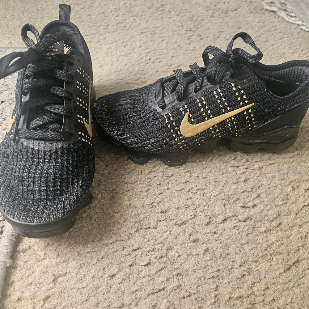 Nike Black with Gold Accents Running Shoes
